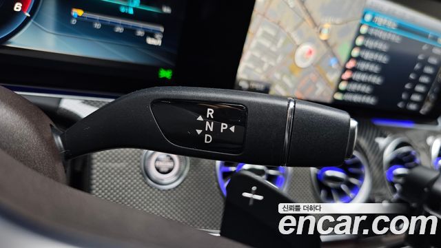 Mercedes-Benz CLS-Class 2020 — photo 12