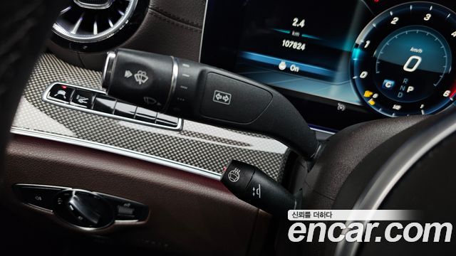 Mercedes-Benz CLS-Class 2020 — photo 32
