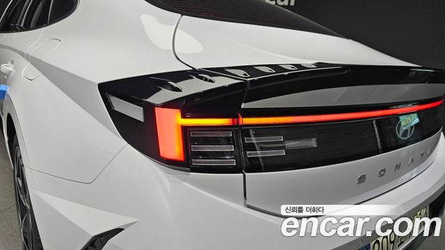 Hyundai Sonata 2024 — photo 9