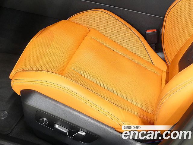 BMW M5 2025 — photo 16