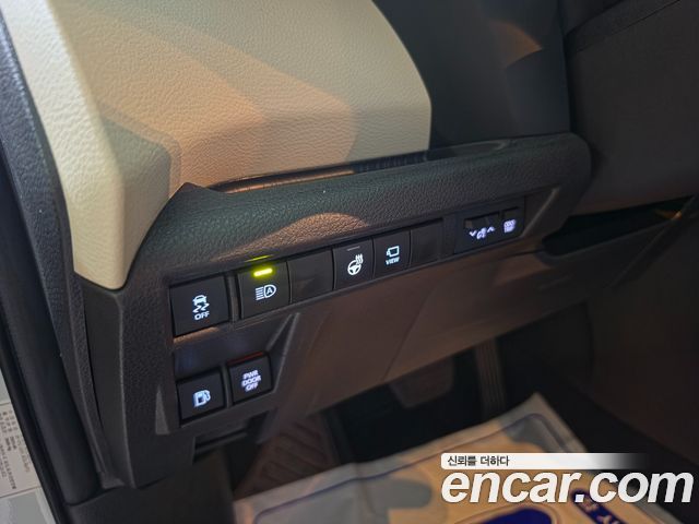 Toyota Sienna 2025 — photo 12