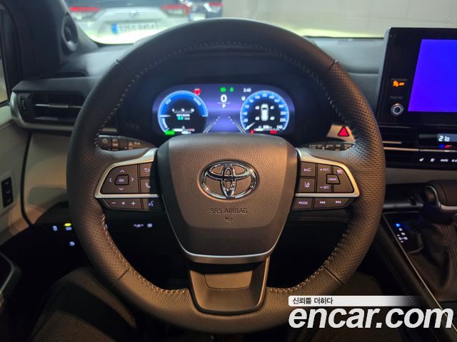 Toyota Sienna 2025 — photo 14