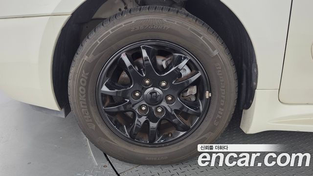 Kia Canival 2010 — photo 5