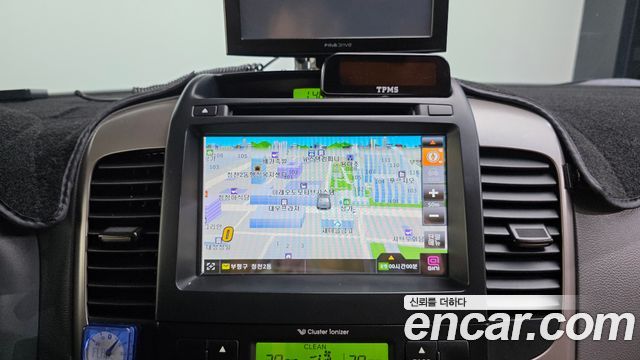 Kia Canival 2010 — photo 14