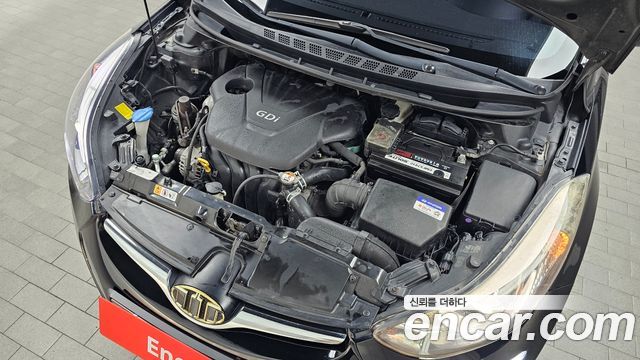 Hyundai AVANTE 2015 — photo 6