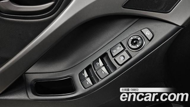 Hyundai AVANTE 2015 — photo 27