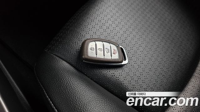 Hyundai AVANTE 2015 — photo 31