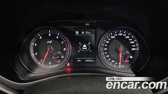 Hyundai Veloster 2022 — photo 11