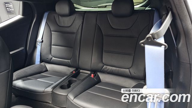 Hyundai Veloster 2022 — photo 18