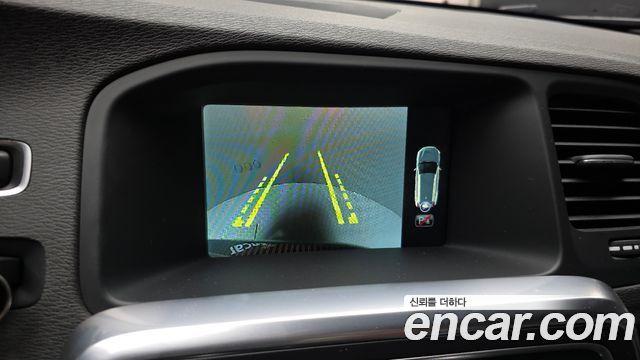 Volvo V60 2016 — photo 15
