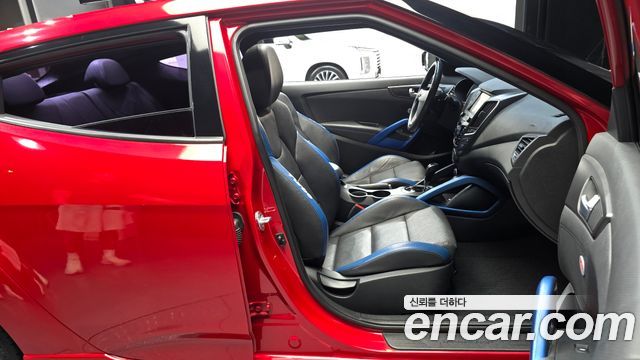 Hyundai Veloster 2016 — photo 16