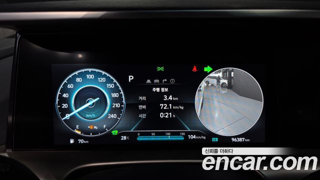 Hyundai Nexo 2023 — photo 11