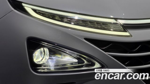 Hyundai Nexo 2023 — photo 8