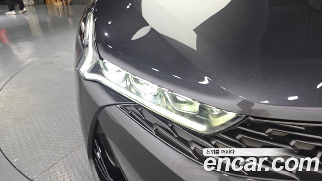 Kia K5 2021 — photo 8