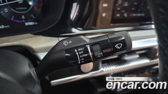 Kia K5 2021 — photo 28