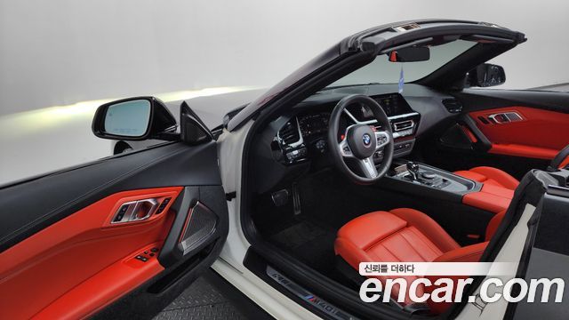 BMW Z4 2019 — photo 15
