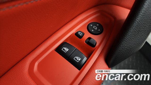 BMW Z4 2019 — photo 27