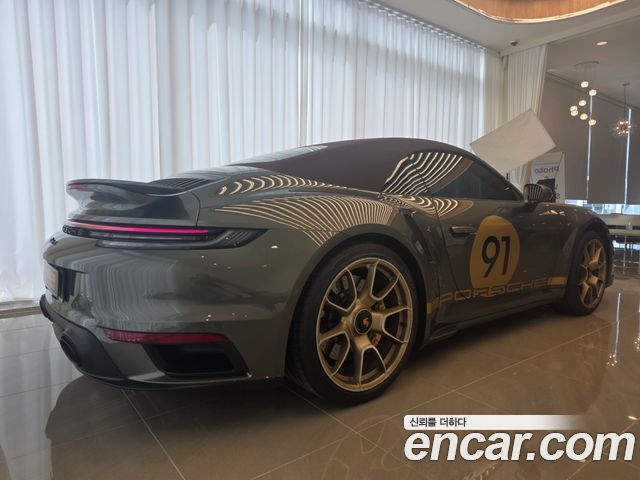 Porsche 911 2023 — photo 5