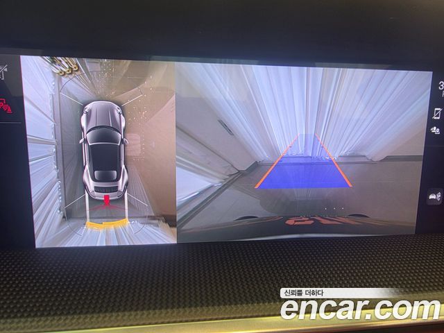 Porsche 911 2023 — photo 18