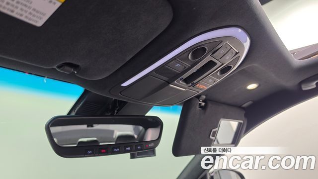 Genesis G70 2019 — photo 22