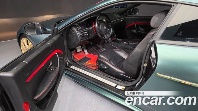 Maserati GranTurismo 2009 — photo 10