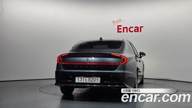 Hyundai Sonata 2022 — photo 4