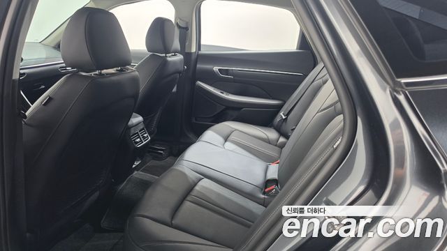 Hyundai Sonata 2022 — photo 25