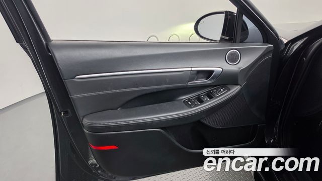 Hyundai Sonata 2022 — photo 14
