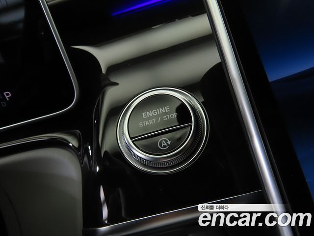 Mercedes-Benz S-Class 2021 — photo 11