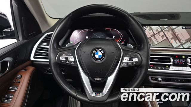 BMW X5 2022 — photo 19