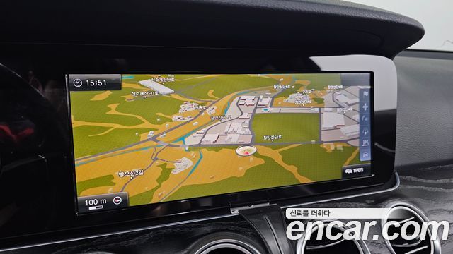 Mercedes-Benz E-Class 2017 — photo 20