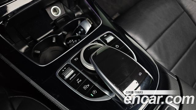 Mercedes-Benz E-Class 2017 — photo 26