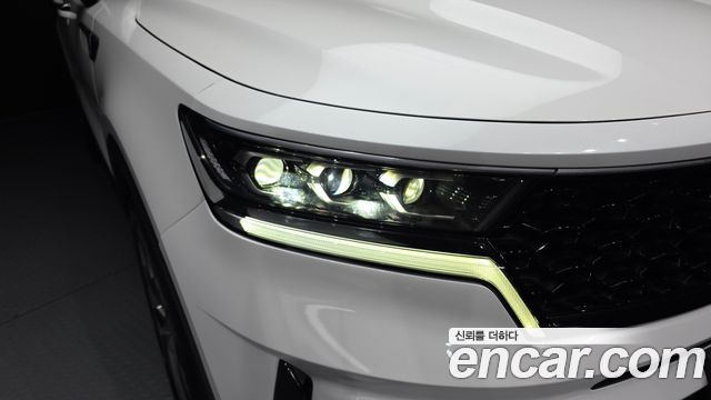 Kia Sorento 2021 — photo 8