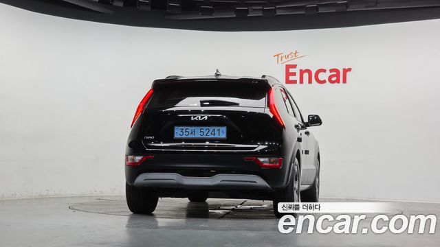 Kia Niro 2024 — photo 4
