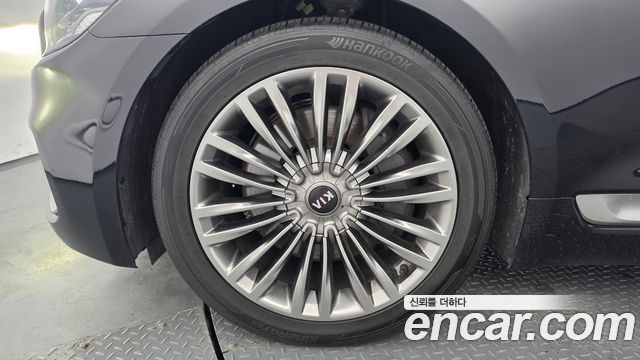 Kia K9 2019 — photo 5