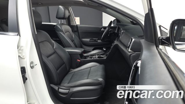 Kia Sportage 2016 — photo 11