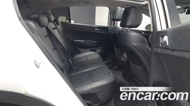 Kia Sportage 2016 — photo 12