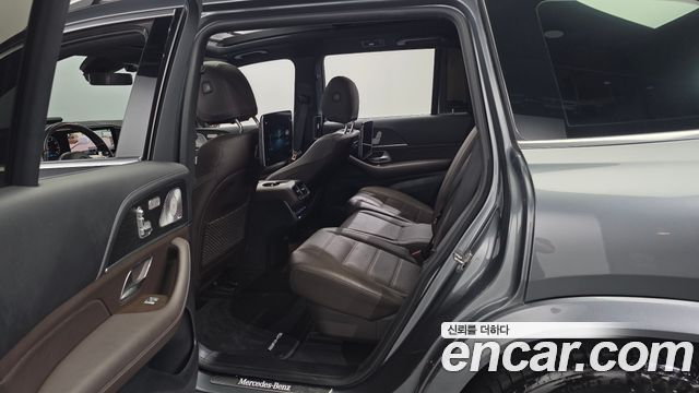 Mercedes-Benz GLS-Class 2021 — photo 11