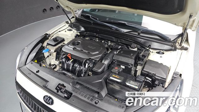 Kia K7 2016 — photo 6