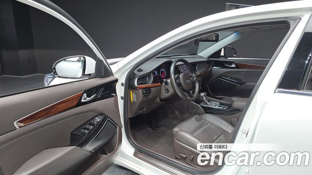 Kia K7 2016 — photo 13