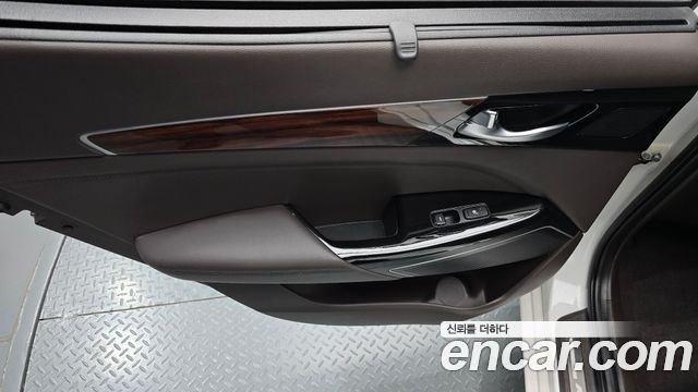 Kia K7 2016 — photo 15
