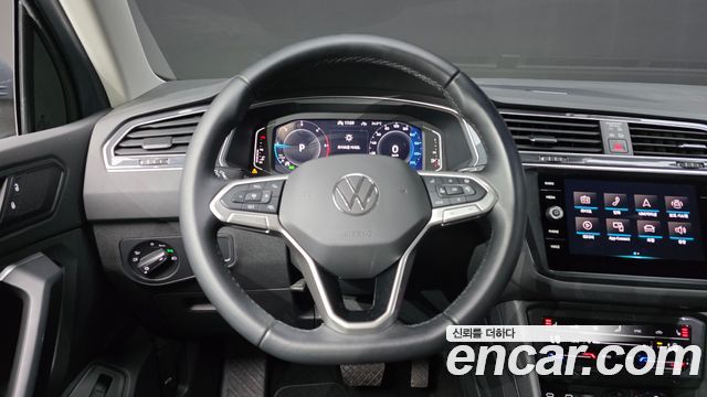 Volkswagen Tiguan 2023 — photo 13