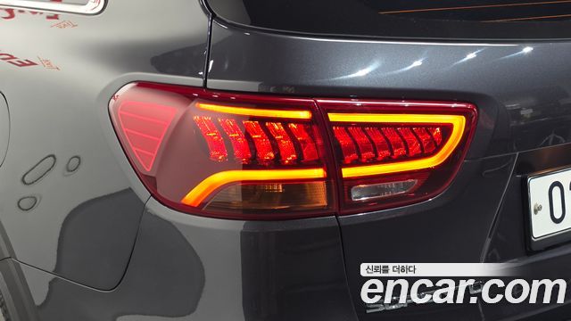 Kia Sorento 2018 — photo 9