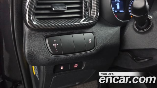 Kia Sorento 2018 — photo 28