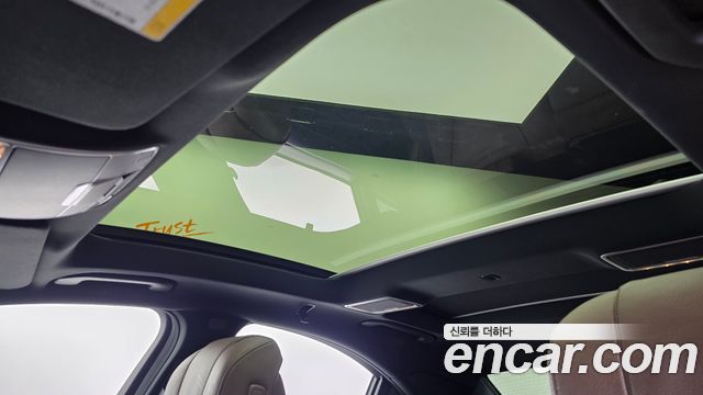 Mercedes-Benz S-Class 2016 — photo 18