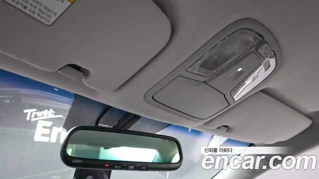Kia K7 2013 — photo 18