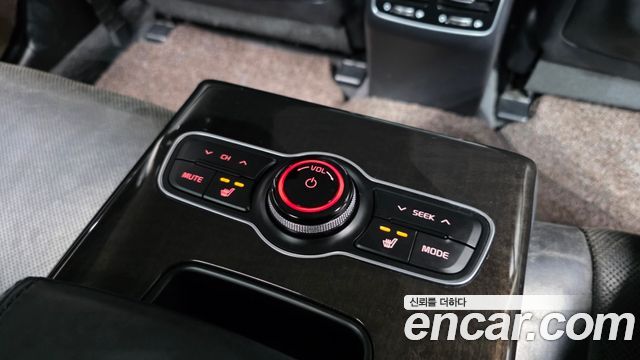 Kia K7 2013 — photo 19