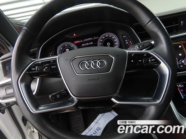 Audi A6 2022 — photo 8