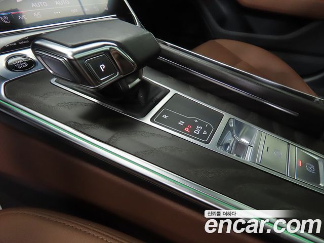 Audi A6 2022 — photo 11