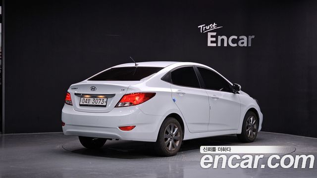 Hyundai Accent 2018 — photo 2